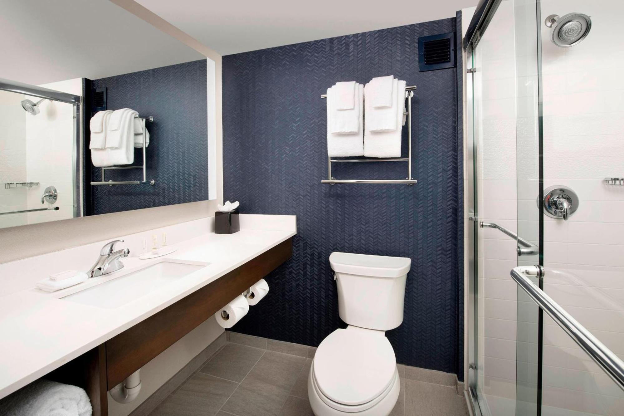 Fairfield Inn & Suites By Marriott Alexandria West/Mark Center Luaran gambar