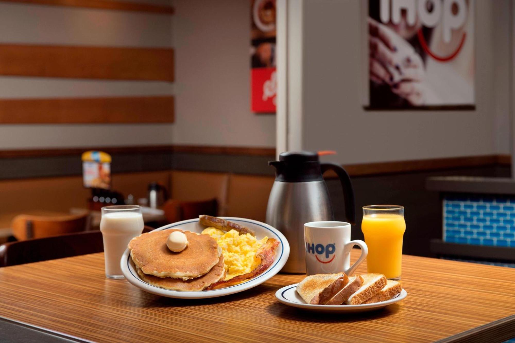 Fairfield Inn & Suites By Marriott Alexandria West/Mark Center Luaran gambar